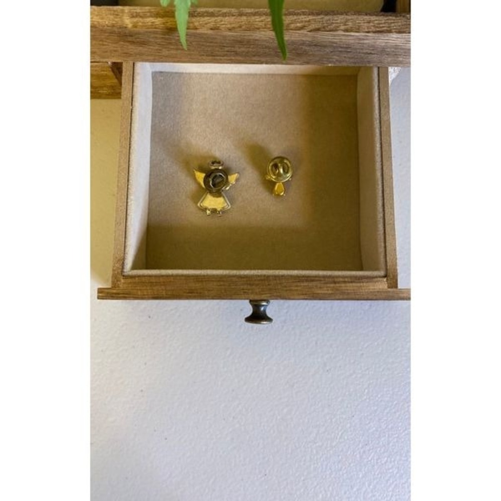 Retro Angel‎ Pin Set - Picture 2 of 4